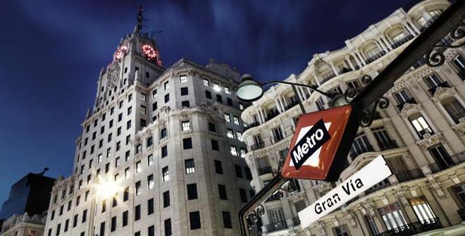 Punta Me Rooms Near The Gran Via Madrid Buitenkant foto