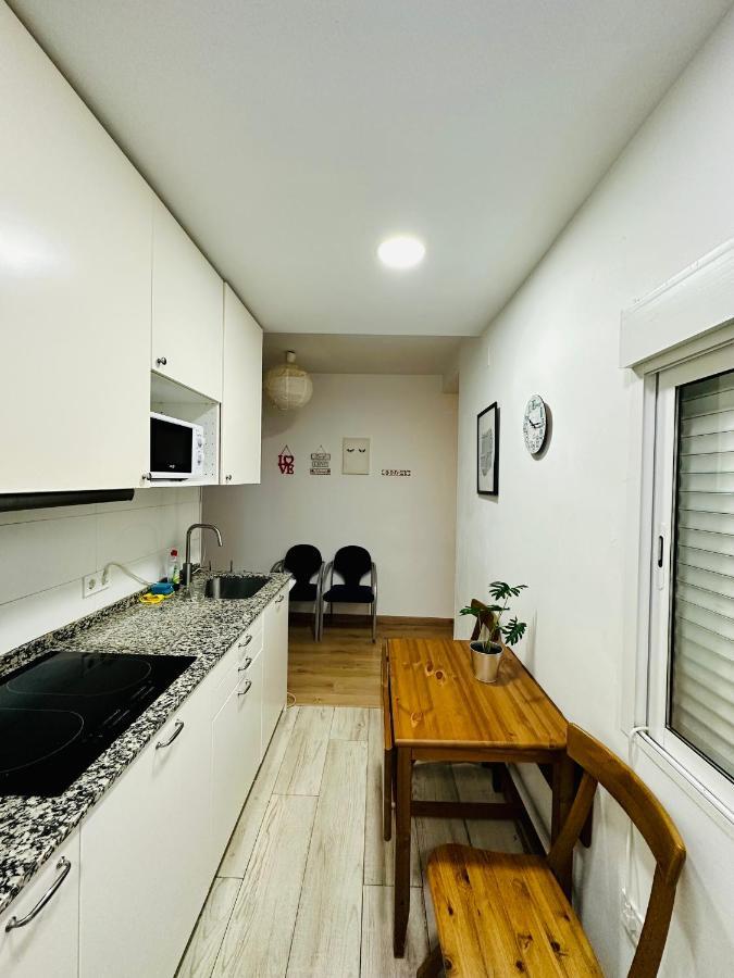 Punta Me Rooms Near The Gran Via Madrid Buitenkant foto